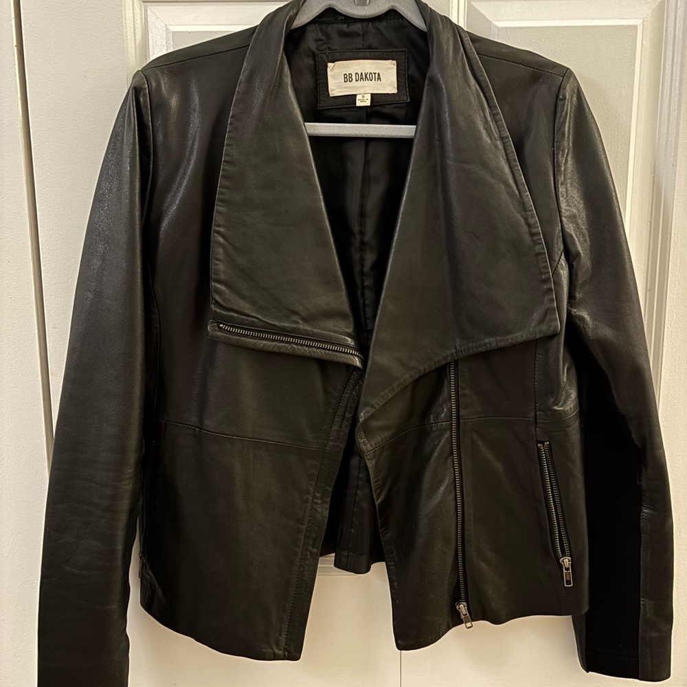 BB Dakota Women's 100% Genuine Black Leather Moto Jacket